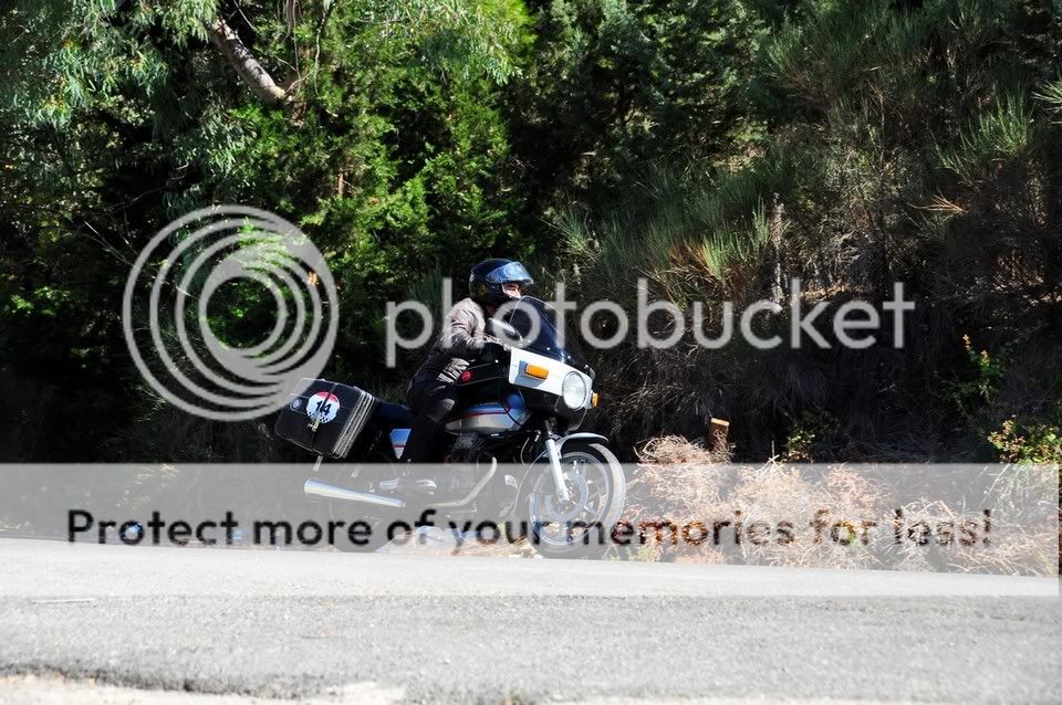 http://i623.photobucket.com/albums/tt313/ZordanAlbum/1o%20Guzzi%20Classic/3_00008.jpg